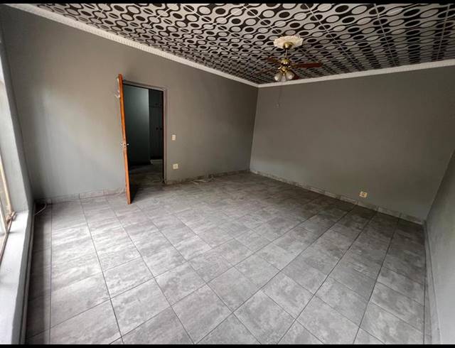 2 BEDROOM PROPERTY TO RENT IN SELCOURT